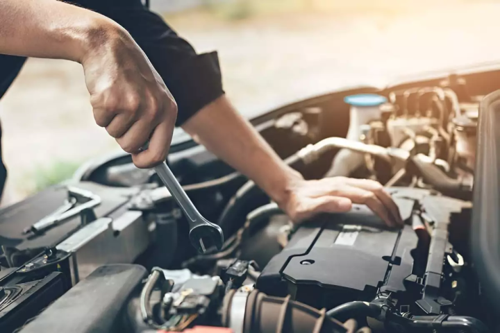 Nous inspectons votre voiture dans les moindres détails.