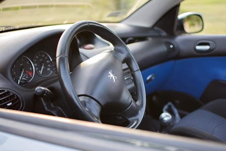 Contrôle voiture Peugeot Riom